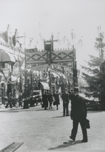 876996 Gezicht op de ter gelegenheid van de viering van het dubbele jubileum van pater Sebastianus van Nuenen ...